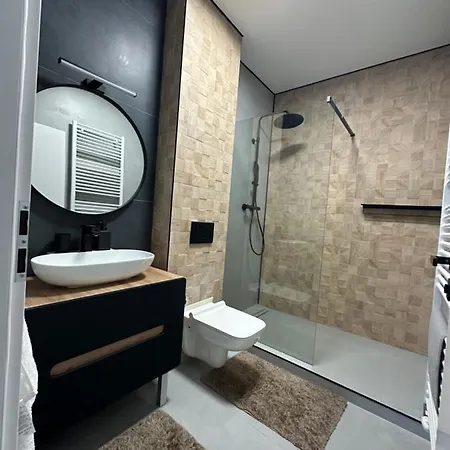Apartment Airport Point Apartman B Poprad